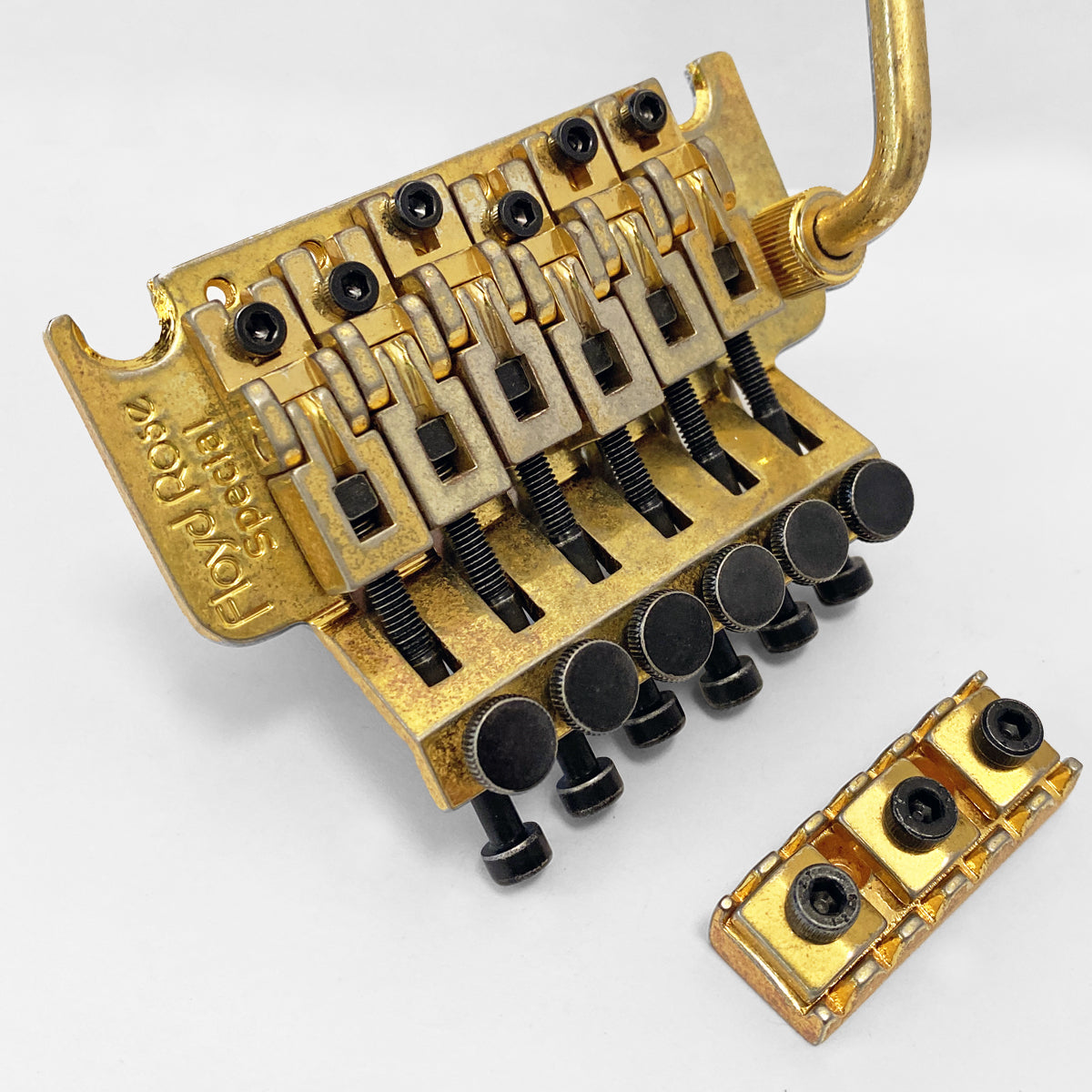 Special Relic Tremolo System